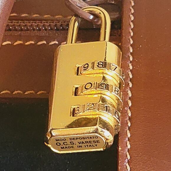 Vintage Gucci Traveler Suede and Leather Bag 18x17 SEE DESCRIPTION - Picture 16 of 16